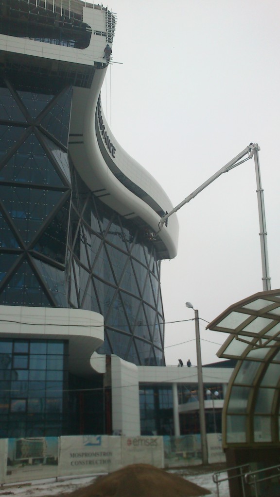 1 Монтаж вентилируемого фасада, Renaissance Minsk Hotel