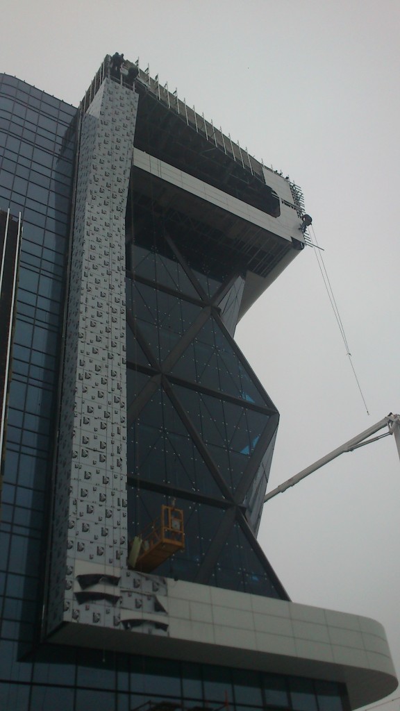 2 Монтаж вентилируемого фасада, Renaissance Minsk Hotel